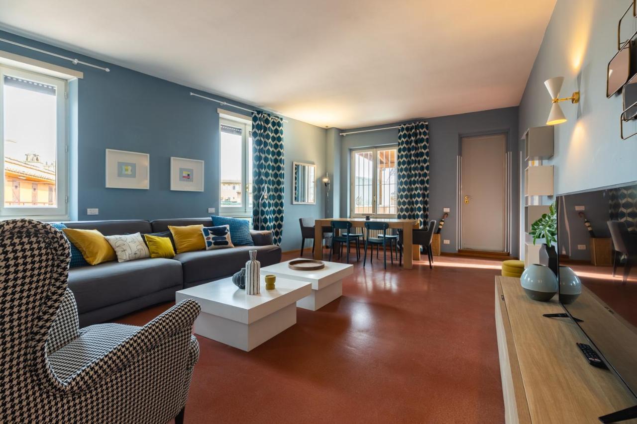 Three-Bedroom Apartment View Penthouse